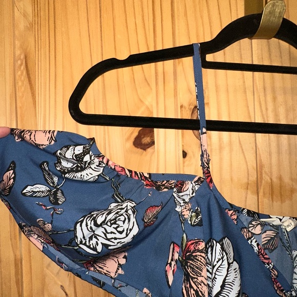 Blush Blue Floral Maxi Dress - Picture 4 of 7